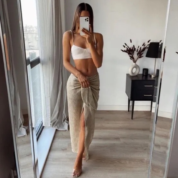 Zara Knotted Midi Skirt Size Medium 2915/944/302 - Picture 2 of 8